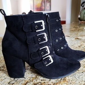 Carlos by Carlos Santana Gamma Booties SZ 10